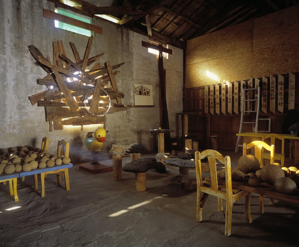 01_ANTIQUITY_AT_MIAOLI_2011